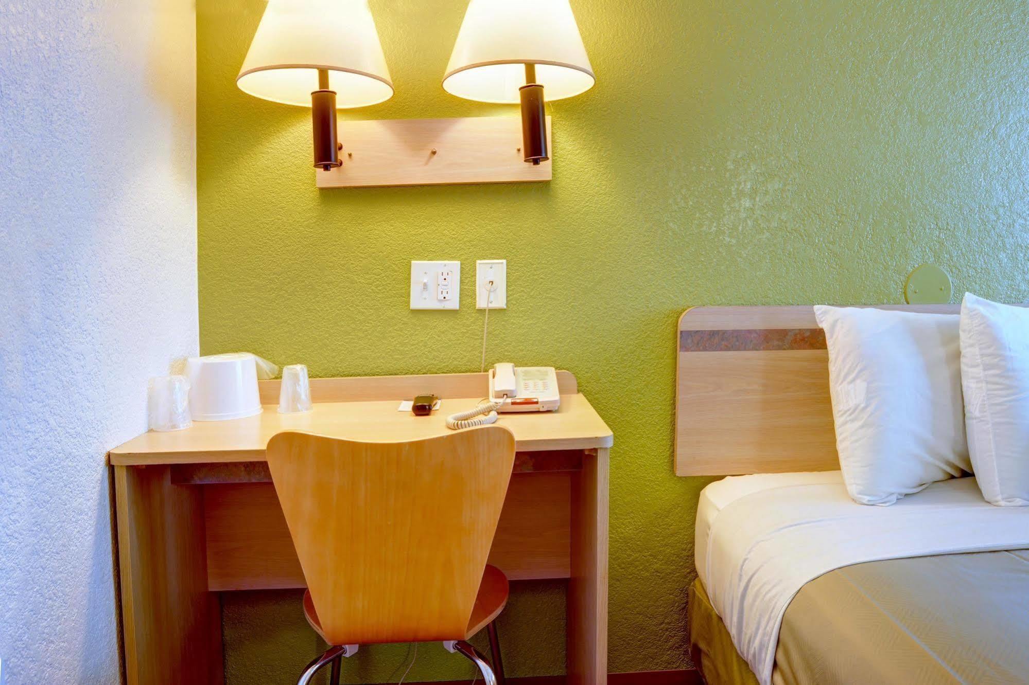 Motel 6-Eugene, Or - South Springfield Екстериор снимка